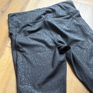Women’s GAP Fit Leggings, Black Cheetah Print, Size Large